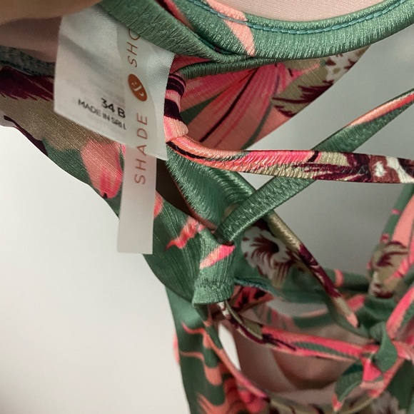 Shade & shore green tropical one piece swim 34B - Picture 5 of 6